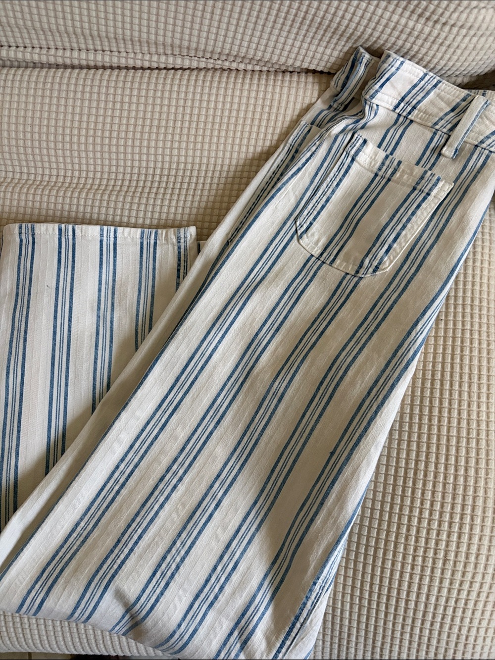 Universal Thread Blue & White Striped Wide-Leg Jeans